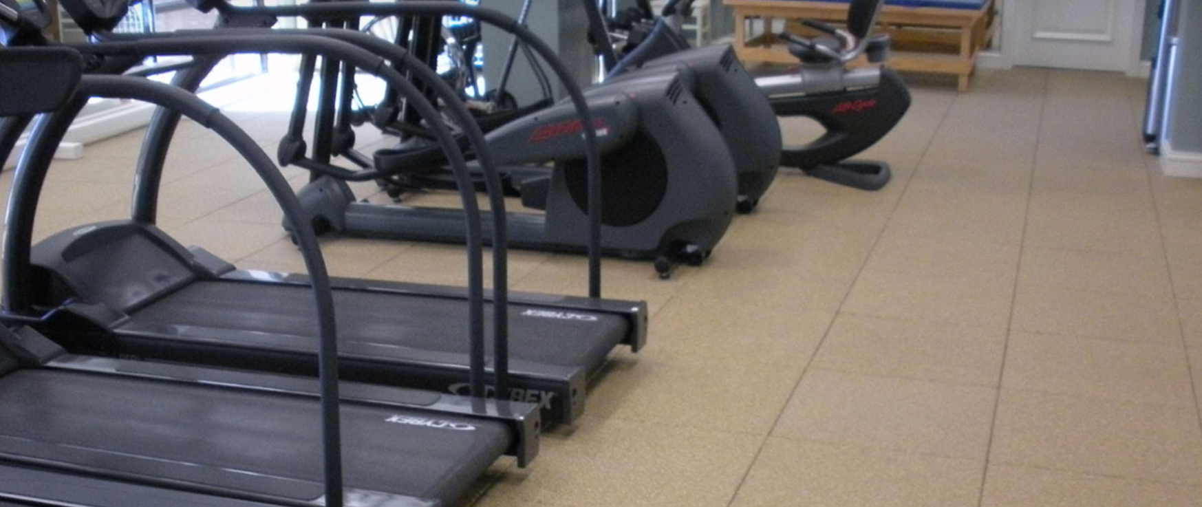 Heavy-Duty Rubber Tiles for High-Impact Training Areas
